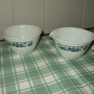CORELLE VINTAGE SUGAR BOWL AND CREAMER